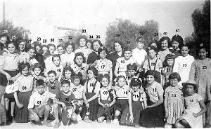 COLO LE LEZERT CASTRES TARN DAMES AFRICAINES MARAVAL 1952 N02